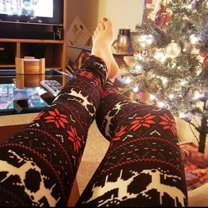 Ensasa Black/Red Reindeer Leggings Size Small